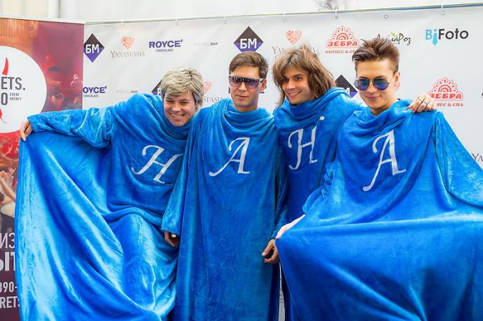 Тренд 2015 года – плед с рукавами от производителя., фотография 1