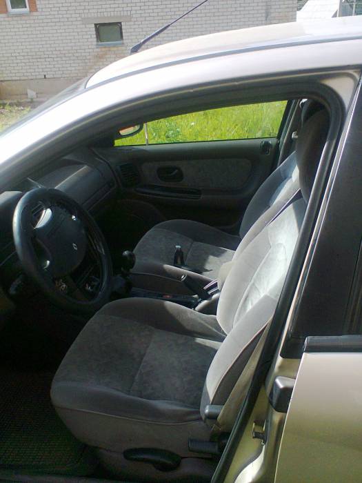 Рено Лагуна Renault Laguna, фотография 4