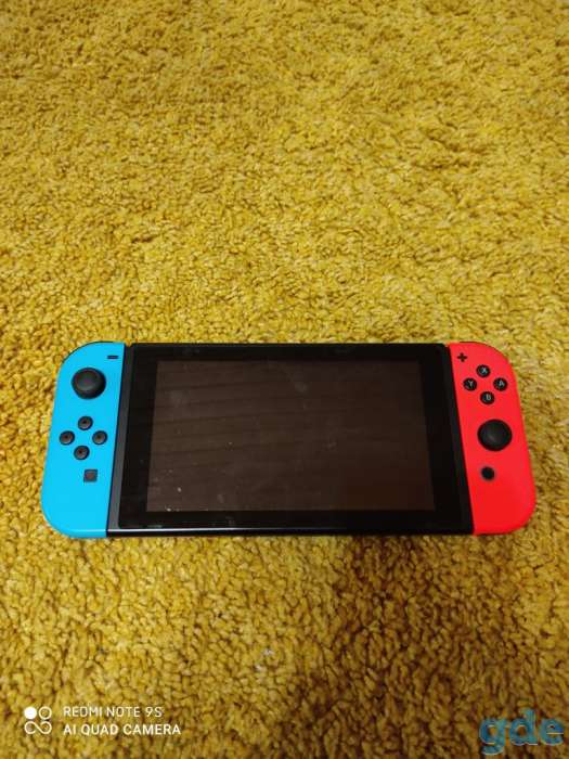 Nintendo switch б/у с чехлом, фотография 1