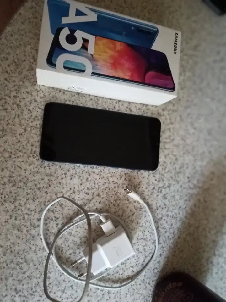 Продам телефон Samsung Galaxy A 50, фотография 4