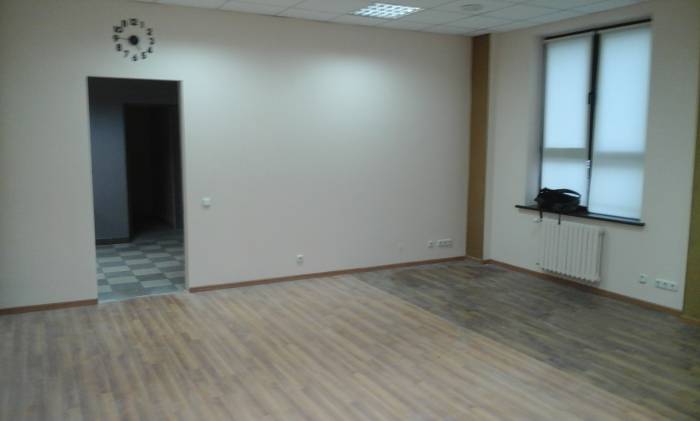 Сдается офис по ул. Жуковского, фотография 2