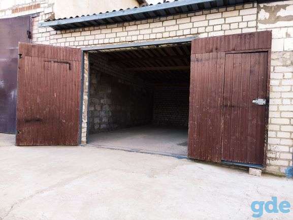 Прекрасный гараж в Сенице, Сеница, фотография 3