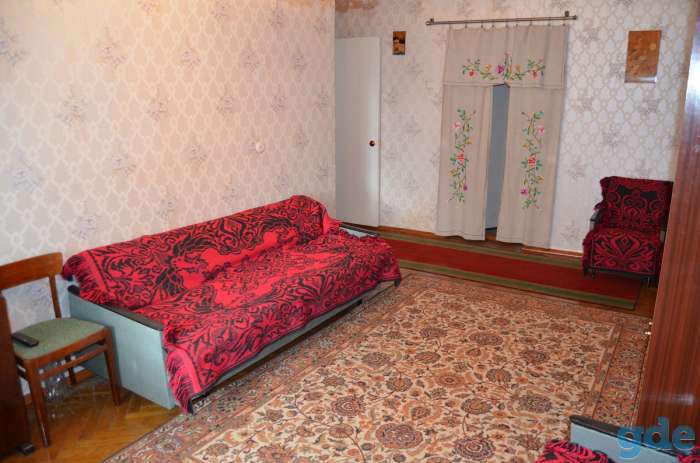 Продам 3-комнатную квартиру по ул. Новогрудская, 30, фотография 1