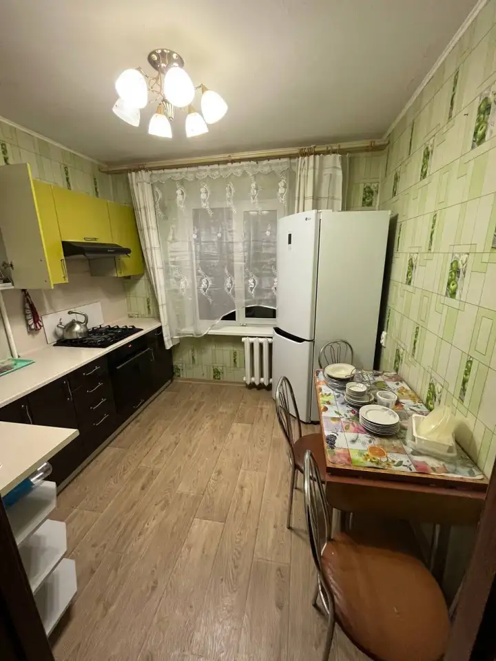 Аренда, Каштановая, фотография 1