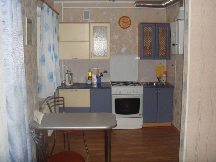 сдам квартиру посуточно в центре, Бульвар Космонавтов, фотография 1