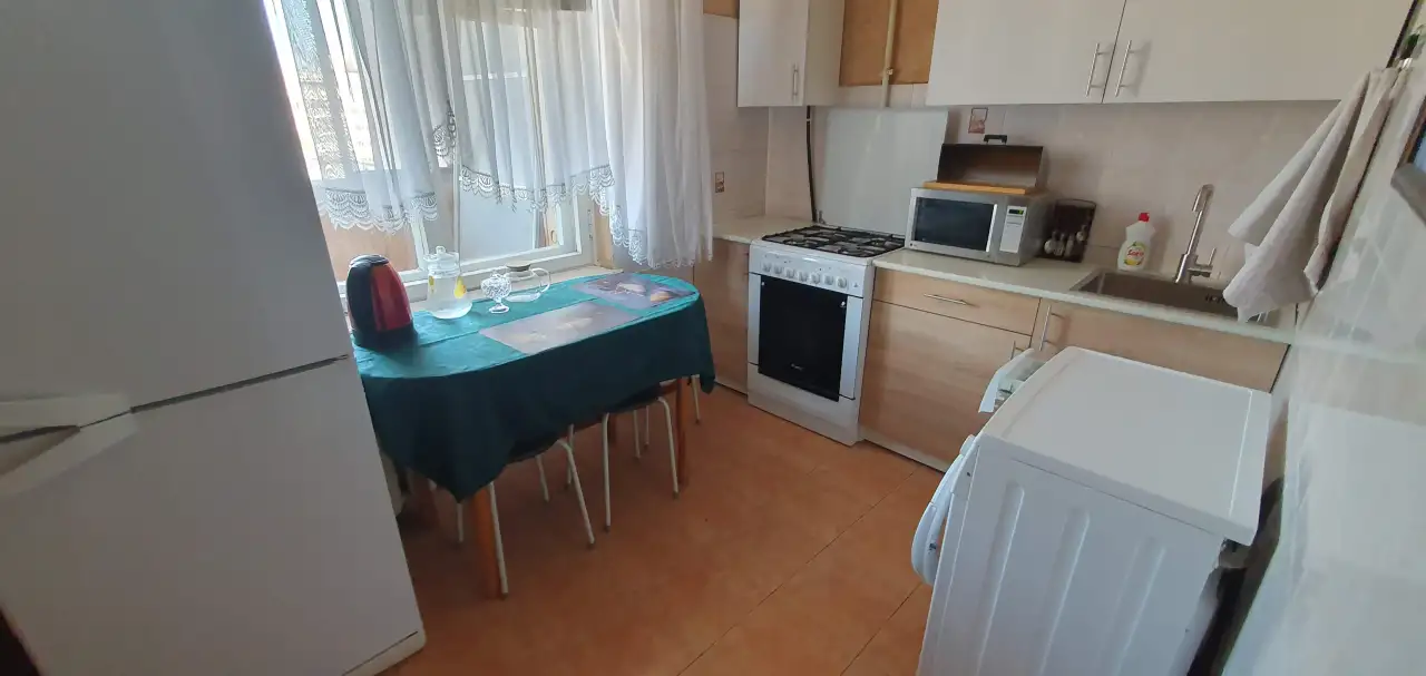 1 к.кв.на часы,сутки возле Комаровского рынка., Куйбышева-46, фотография 6