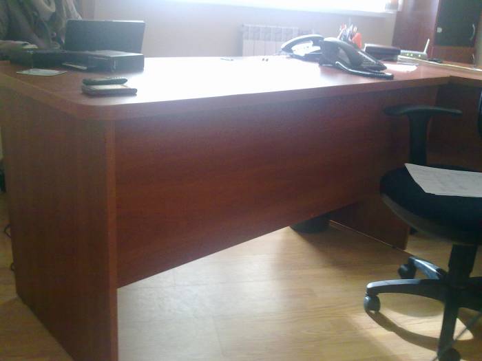 Продается офисный стол, фотография 2
