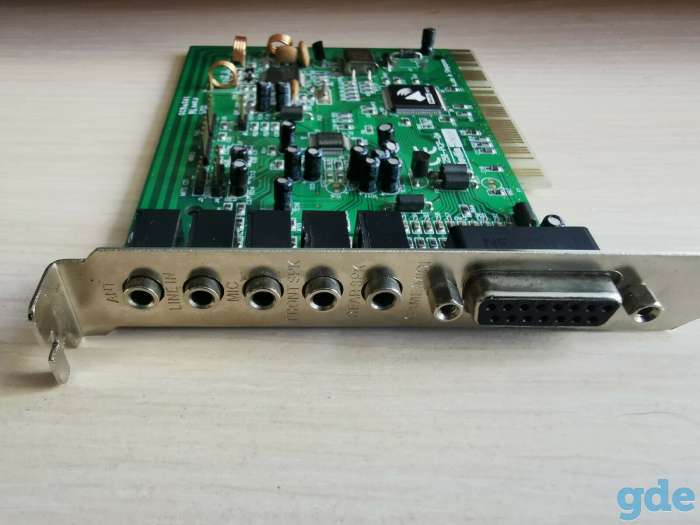 Звуковая карта Media Forte SF256-PCP-04 со встроенным FM тюнером, фотография 1