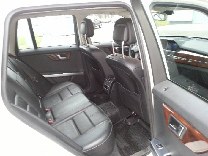 Продаю внедорожник Мерседес-Бенц GLK 350 ,белый 272 л.с. акпп-7ст.2режима, фотография 3