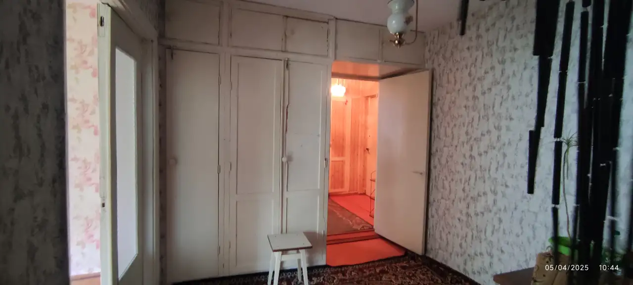Продается квартира под ремонт с функциональной планировкой, фотография 2