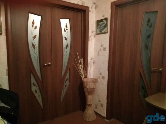 Сдаю светлую и уютную двухкомнатную квартиру посуточно.  Санузел раздельный. Окна выходят на улицу, есть балкон. Квартир, фотография 1