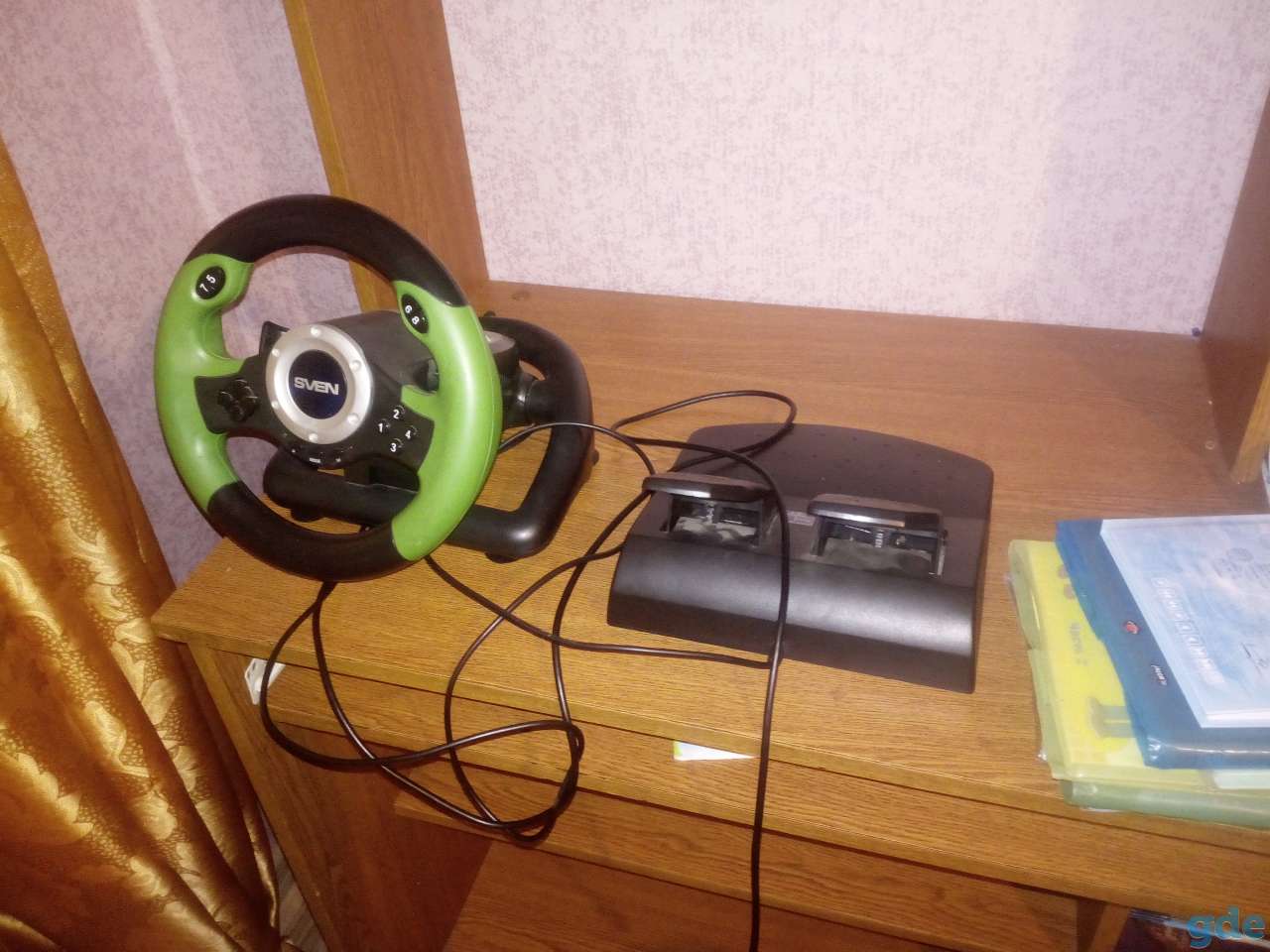 Игровой руль, фотография 1
