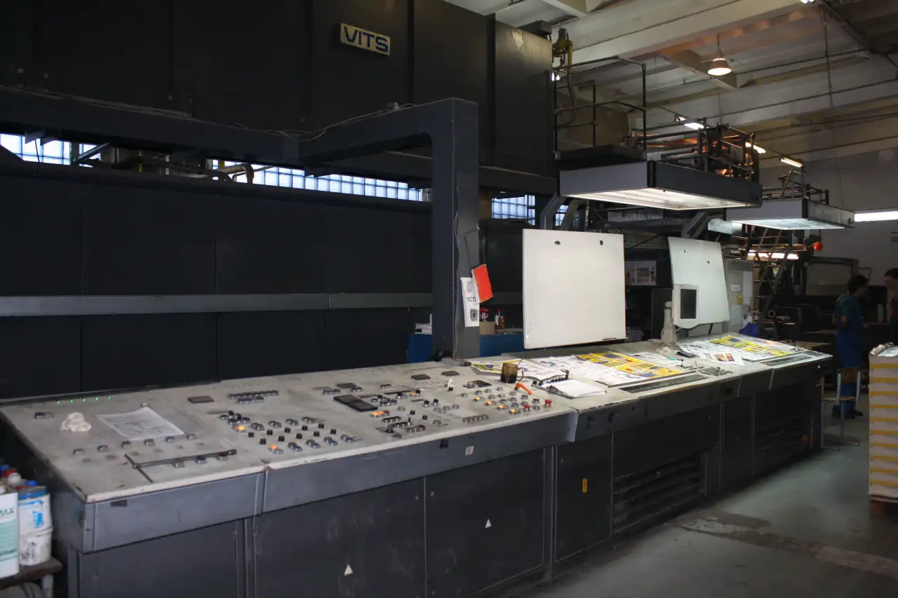 Продается офсетная рулонная печатная машина с газовой сушкой Heidelberg WEB 16, фотография 2