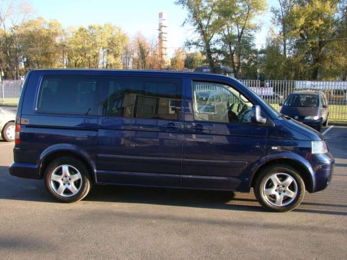 Микроавтобус пассажирский Volkswagen T5 Multivan, фотография 3