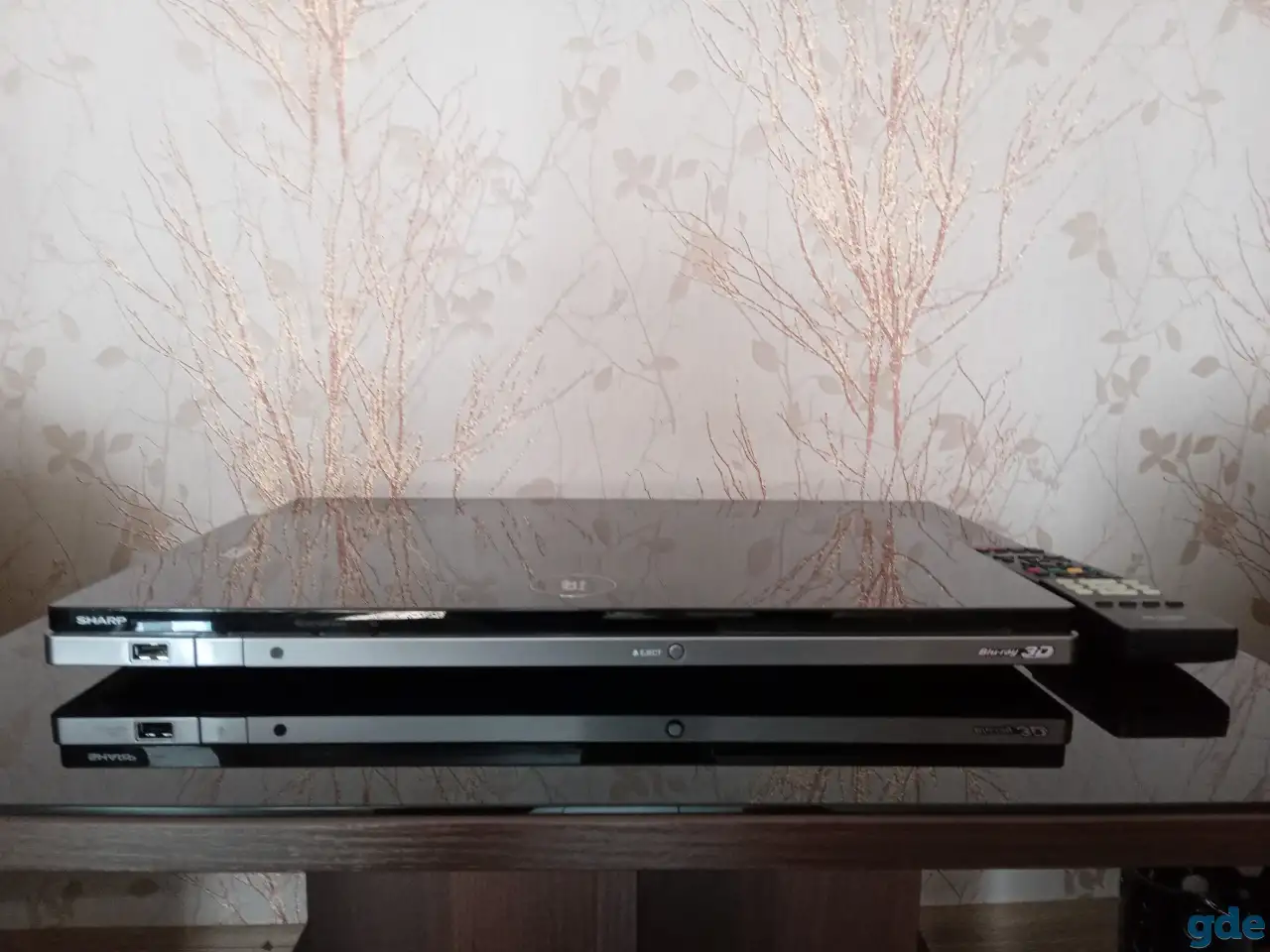 Blu-Rau плеер SHARP BD-HP90RU.ДВАДЦАТЬ ОДИН BLU-RAY ДИСК В ПОДАРОК (ФАНТАСТИКА, ПРИКЛЮЧЕНИЯ), фотография 1