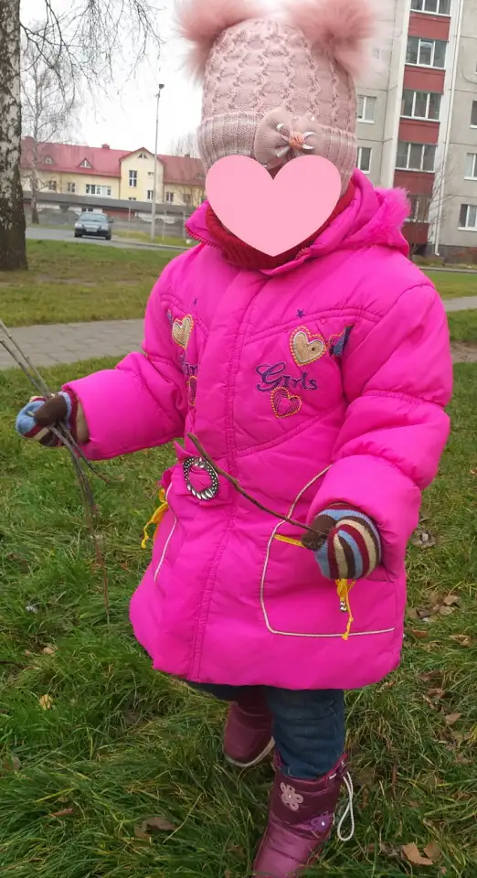 Куртка розовая с мехом на 4-6лет с капюшоном, б.у, фотография 1