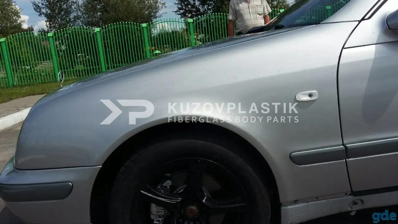 Крыло на Мерседес CLK W208 из стеклопластика., фотография 3