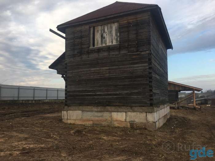 Продается готовый дом из бруса 9 на 9 , с крышей 