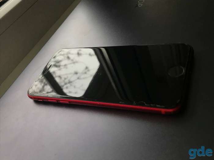 IPhone SE 2020 RED 64gb, фотография 3