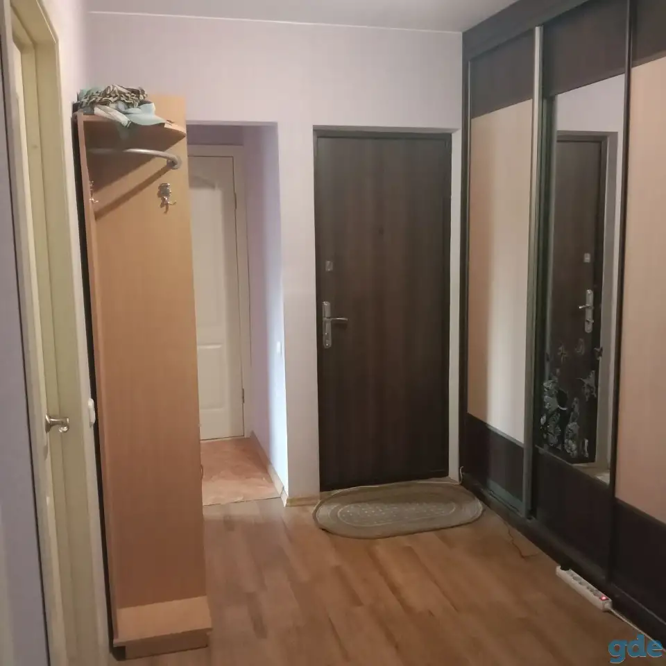 Сдается трехкомнатная квартира, район, Сеница. Ул.Набережная 57Б, фотография 5