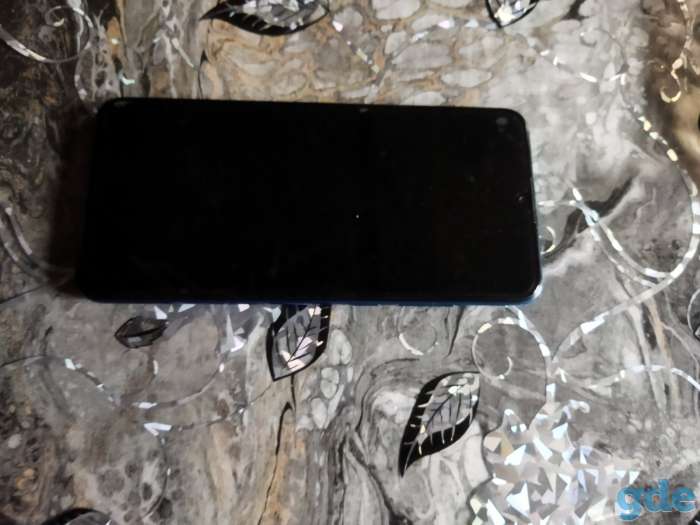 Телифон Huawei p smart 2019, фотография 2