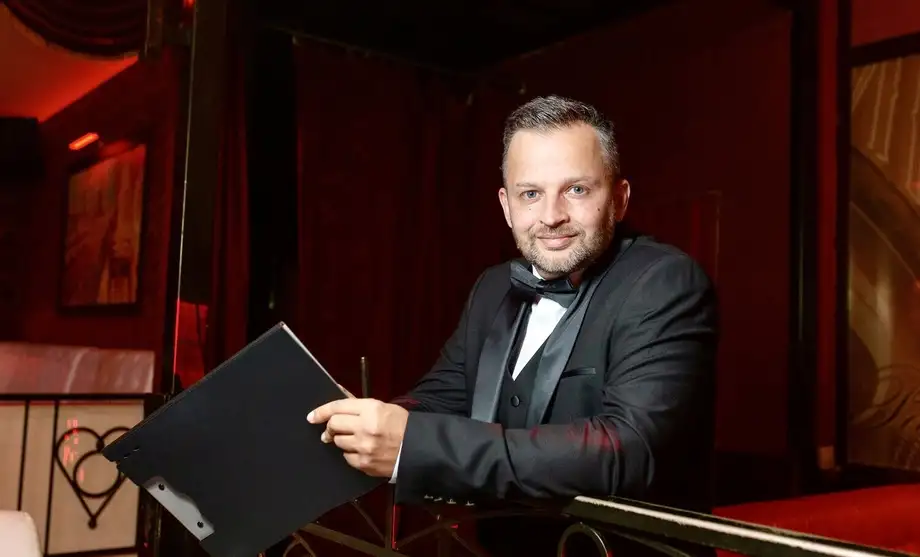 Ведущий мероприятий  DJ  аппаратура  свет, фотография 1