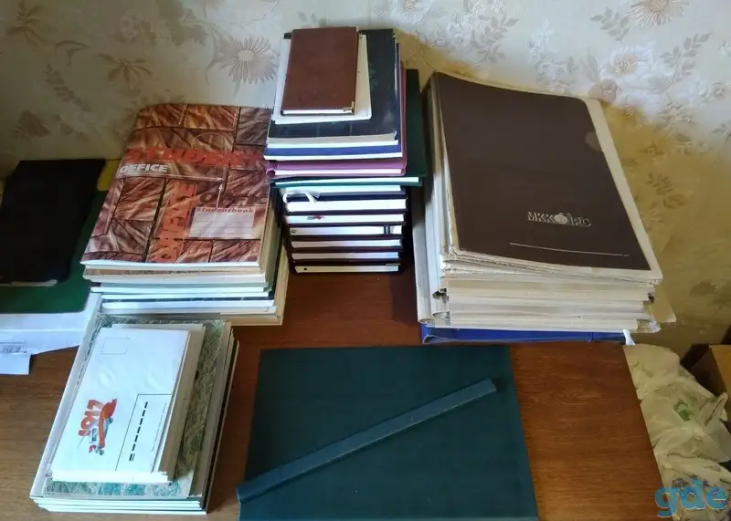 Блокноты толстые, тонкие. Тетради большие А4, маленькие А5. Папки, обложки, переплет Торг, фотография 1