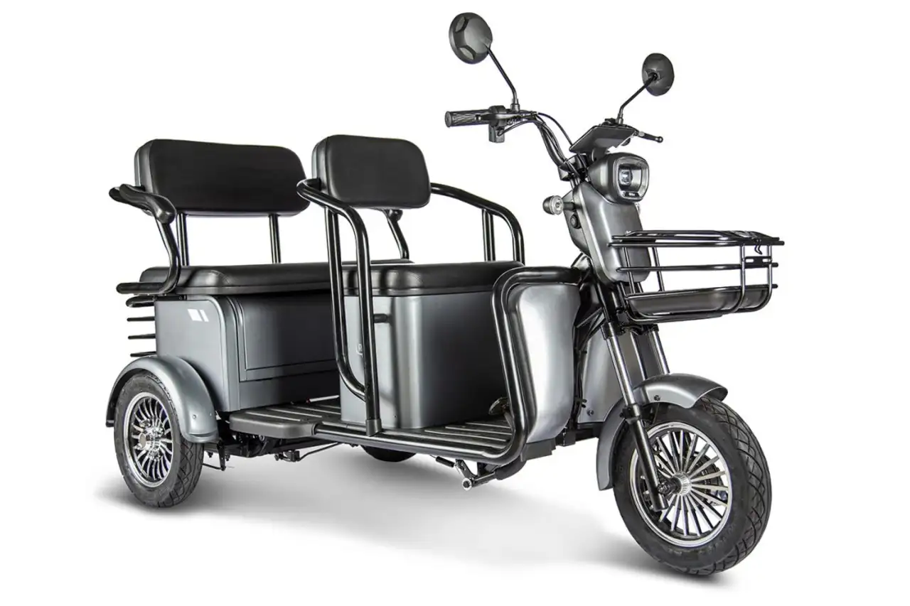 Трицикл rutrike экипаж, фотография 1