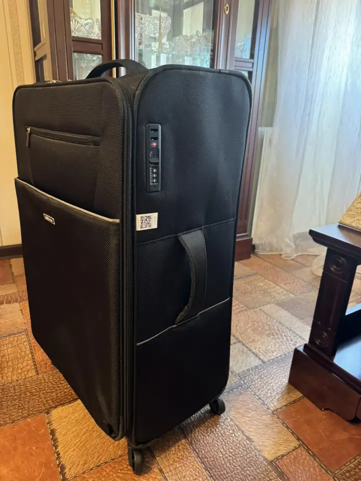 ПРОДАМ ЧЕМОДАН CARPISA производства Италия, фотография 2