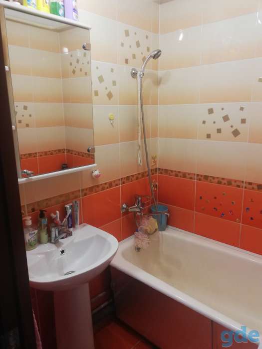 Продам 3-х комнатную квартиру новой планировки, м-н Октябрьский, дом 62, фотография 7