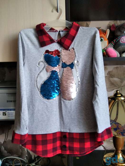 Продам красивую кофточку с пайетками, фотография 1