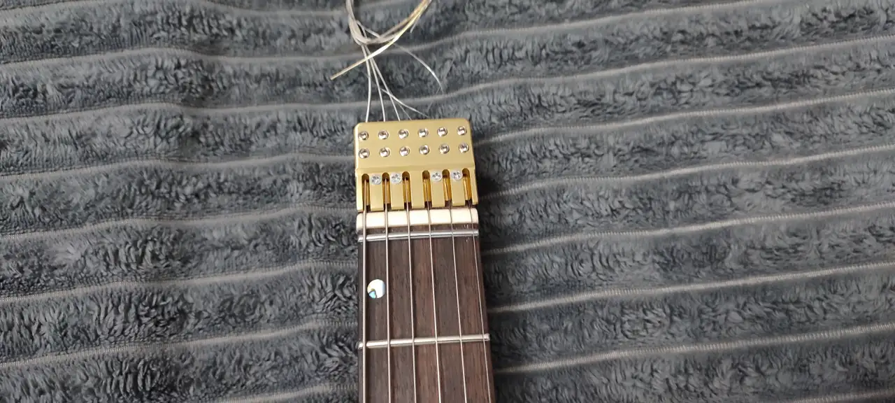 Мастеровая Headless Guitar SANLEN, фотография 5
