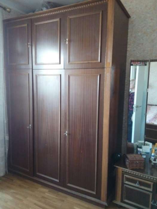 Продам трёхстворчатый шкаф из массива, фотография 2