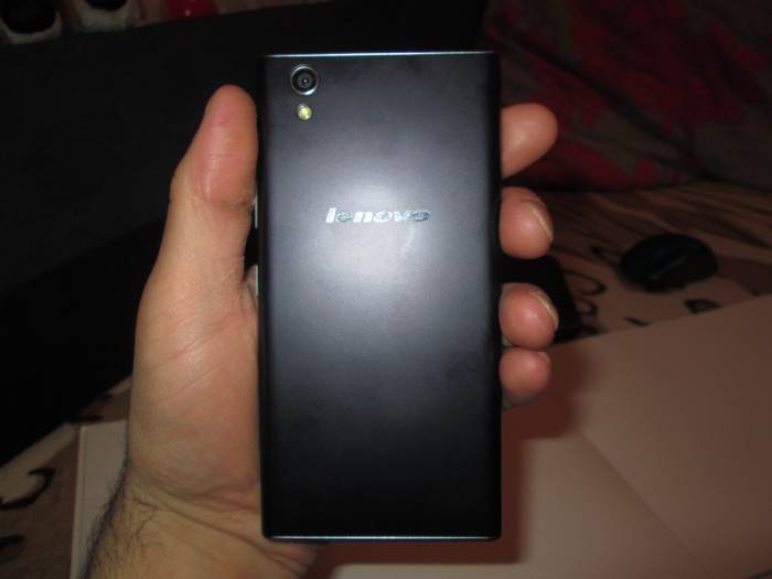 Телефон Lenovo P70-A, фотография 3