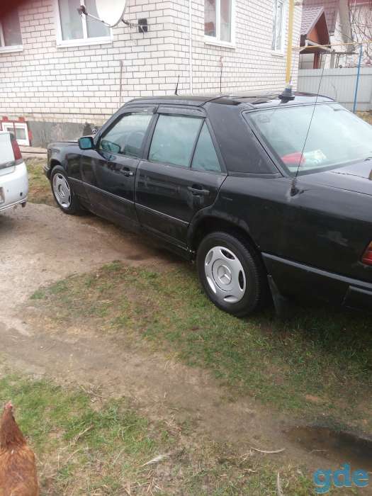 Мерседес W124 Mercedes-Benz C-Class, фотография 5
