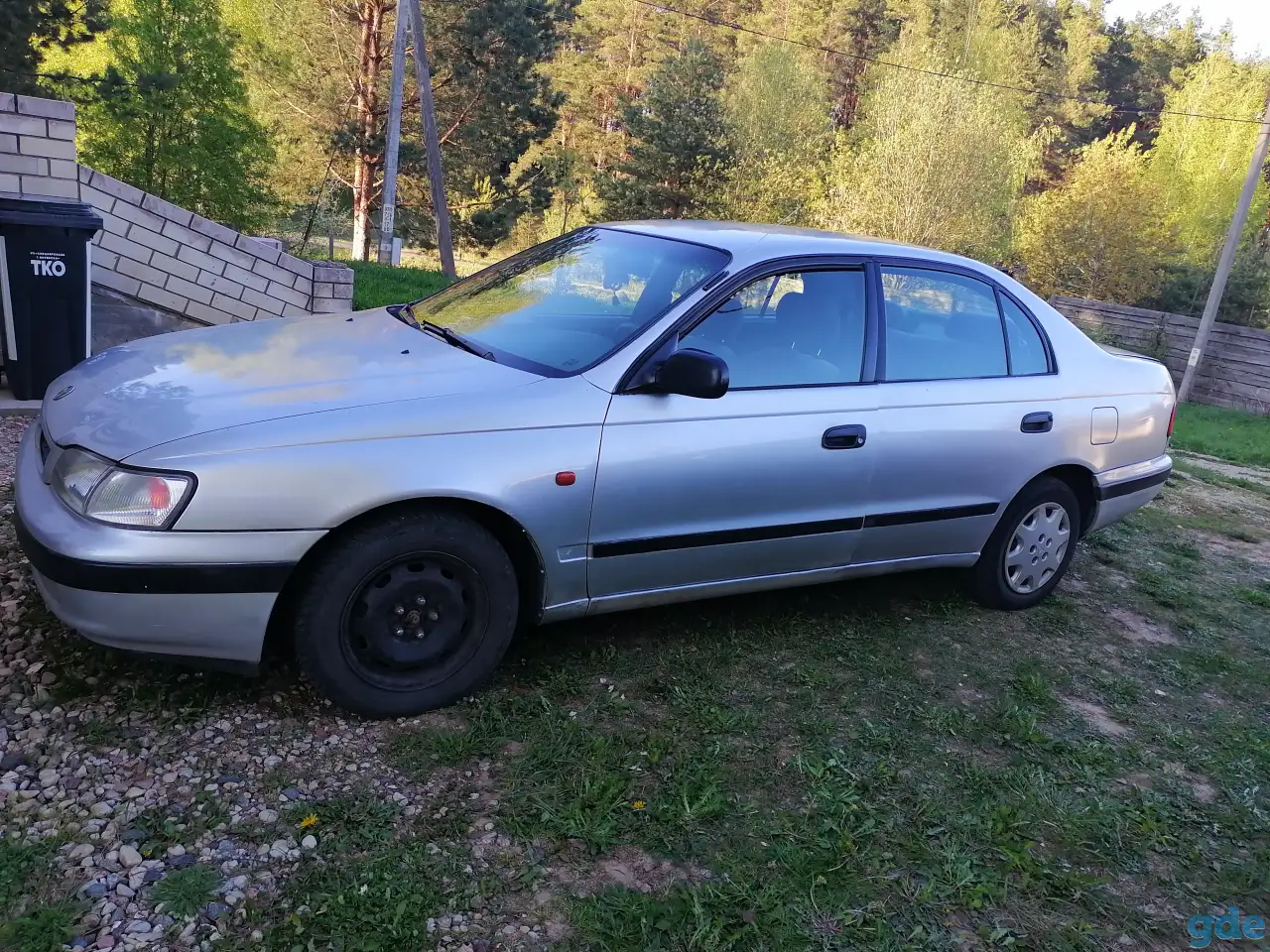 Продам мащину Toyota Carina, фотография 1