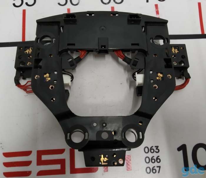 Зап. части для авто Tesla. Модуль управления подушки безопасности водителя Tesla model SABAB Drive, фотография 2