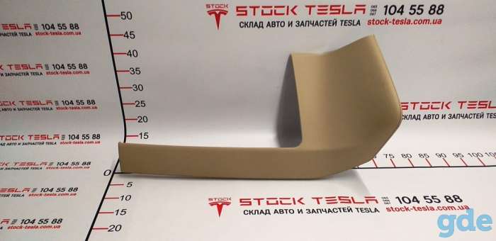 Зап. части для авто Tesla. Накладка центральной панели нижняя правая Pur Mojave Tesla model X S RESTE	 10023, фотография 1