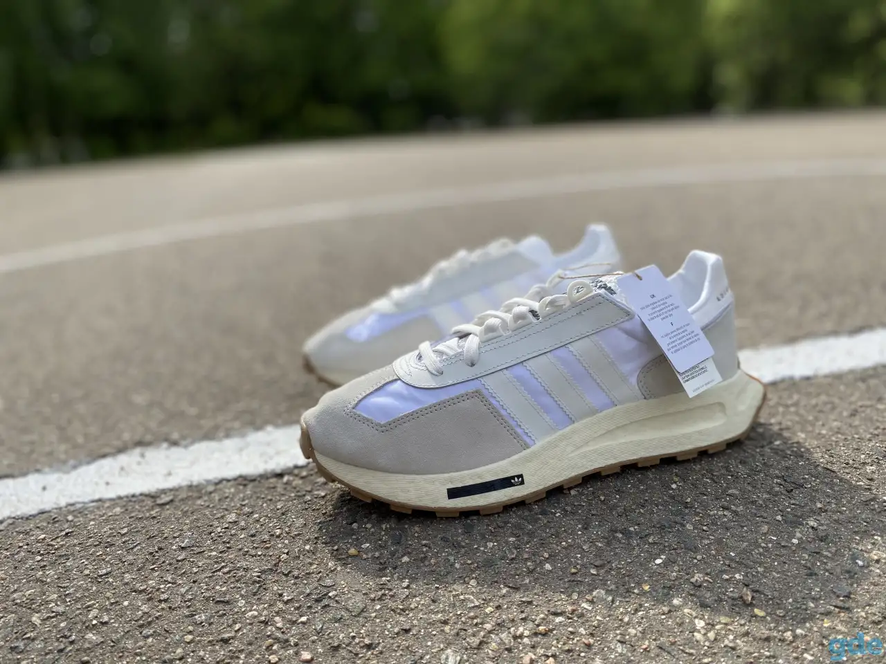 Кроссовки Adidas, фотография 2