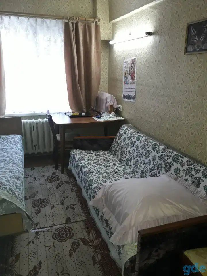 Сдаю комнату для студенток заочниц, Улица Орловского 28кв71, фотография 1