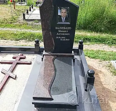 ПАМЯТНИК ГОРИЗОНТАЛЬНЫЙ НА 2 ЧЕЛ. ИЗ ГРАНИТА В-18. Мачулищи и рн, фотография 4