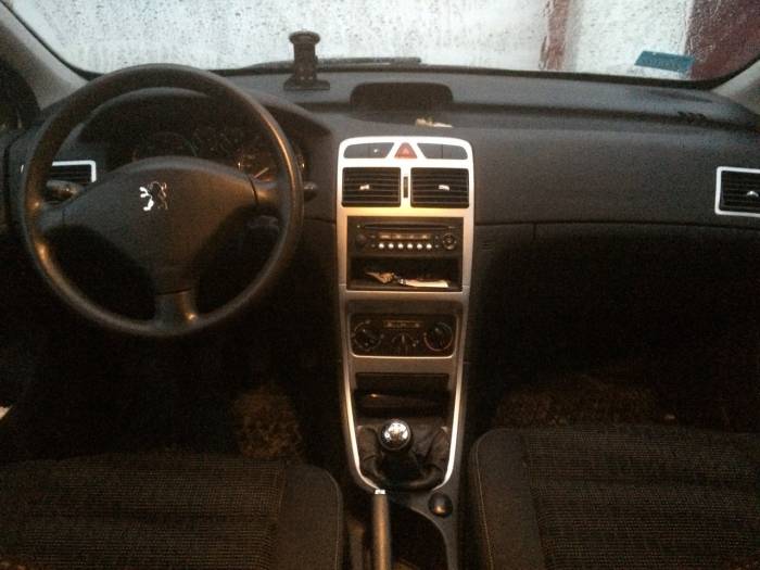Автомобиль   Peugeot-307, фотография 4