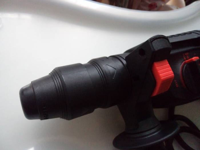 Перфоратор дрель Bosch GBH 2-26 DRE, фотография 5