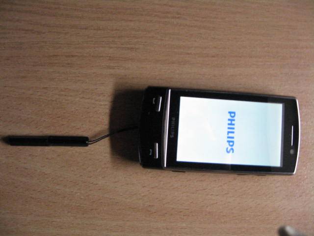 Philips Xenium X806, фотография 1
