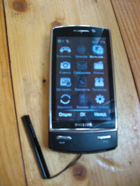 Philips Xenium X806, фотография 2