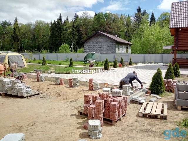 Укладка тротуарной плитки . Бордюрного камня . Благоустройство, фотография 8