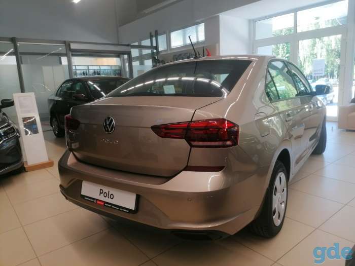 VW Polo лифтбек 2021, фотография 6