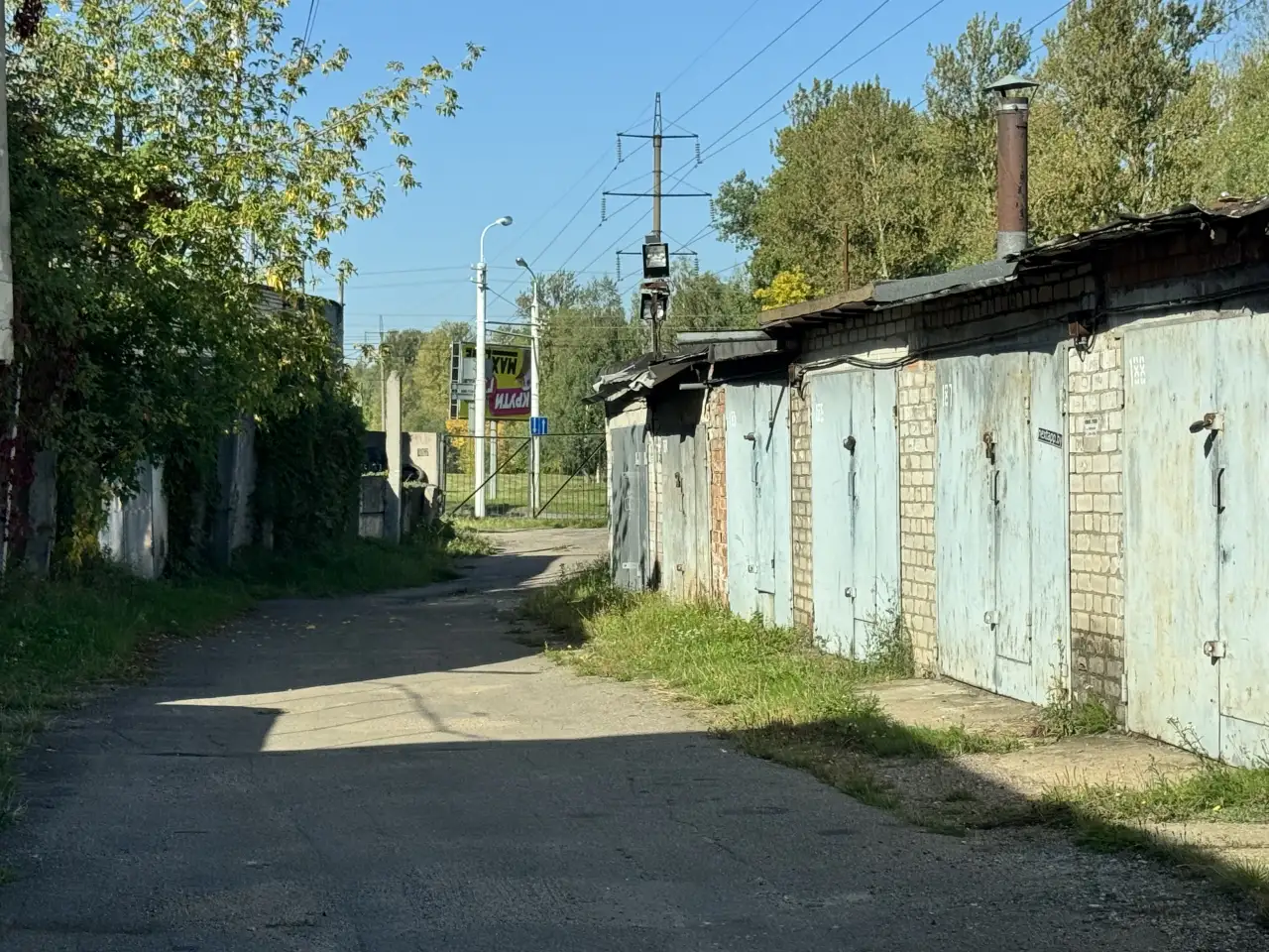 Гараж с цоколем, Широкая 37, фотография 1