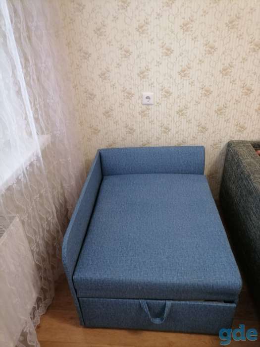 Продам диван децкий выдвижной 190*80 высота спинки 55 немного бу состояние идеальное, фотография 2