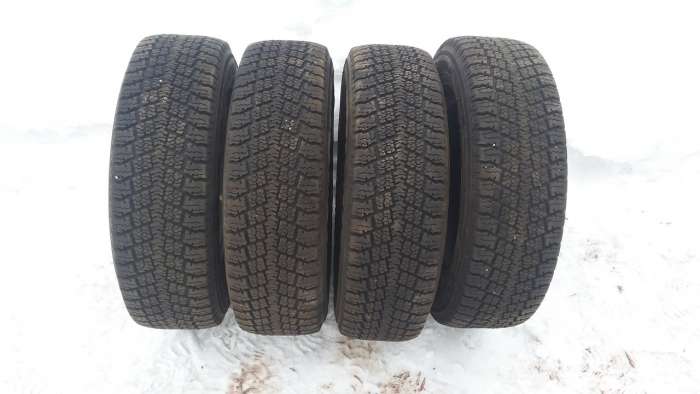 Продам резину зимнюю,175/70R13, фотография 1